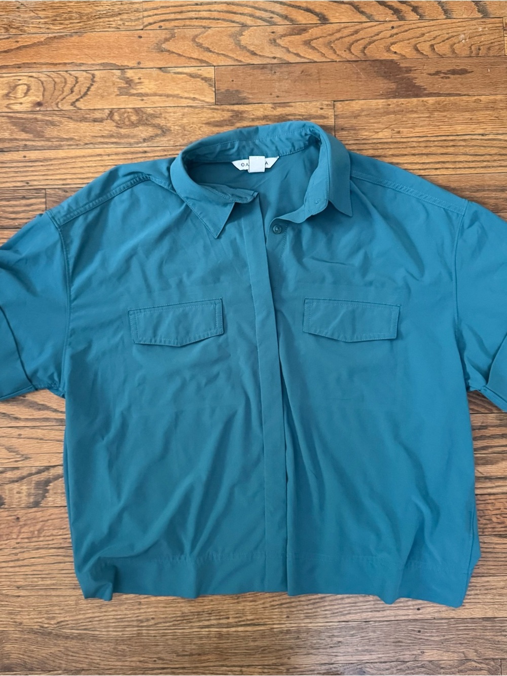 Athleta Hike Packable Button Down Top in Borealis Green Teal M EUC